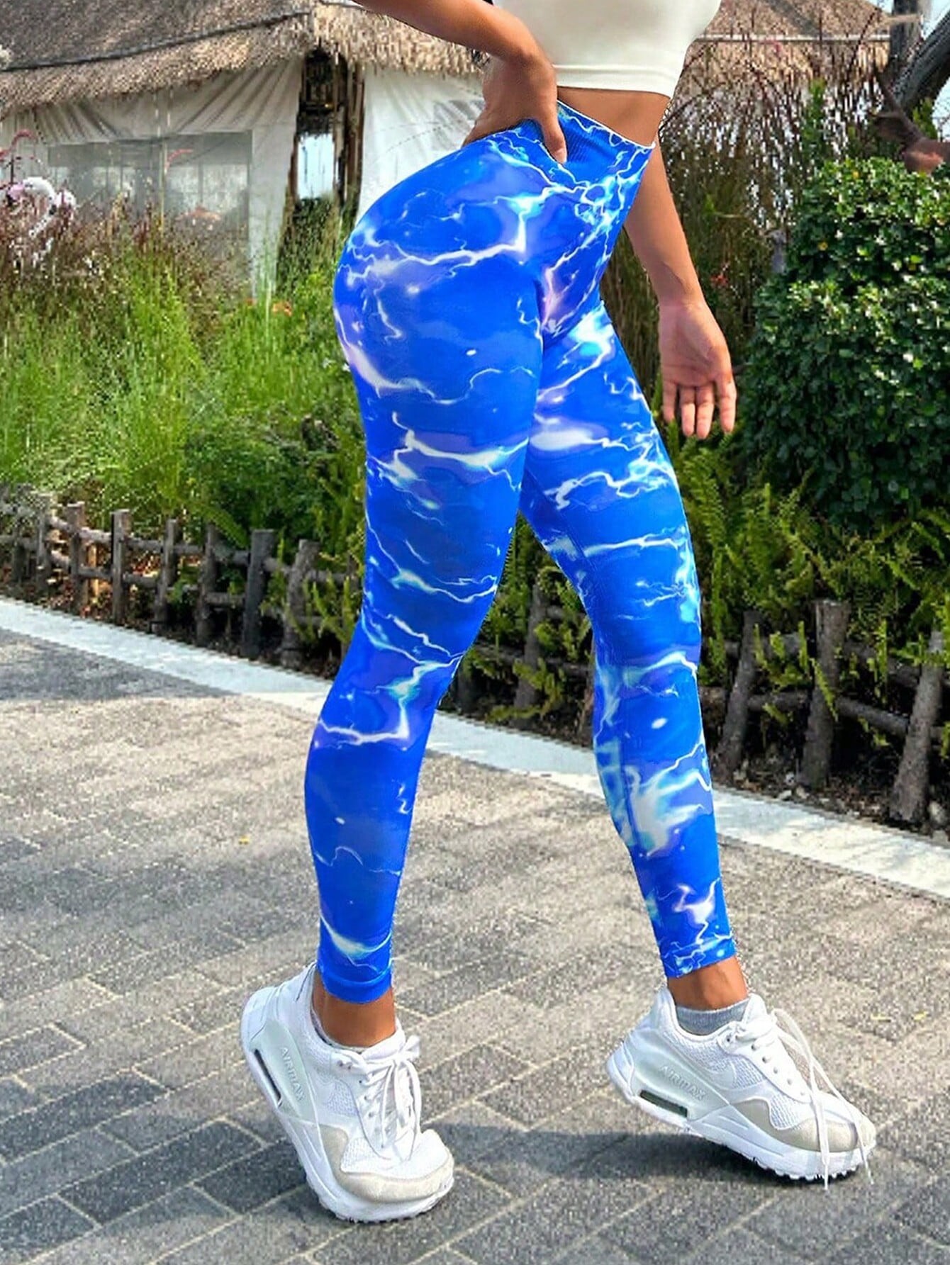 Embrace High-Waist Tie-Dye Leggings