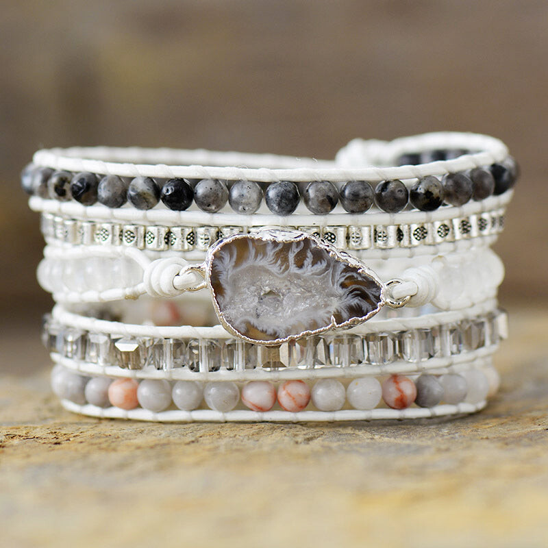 Stone & Streak