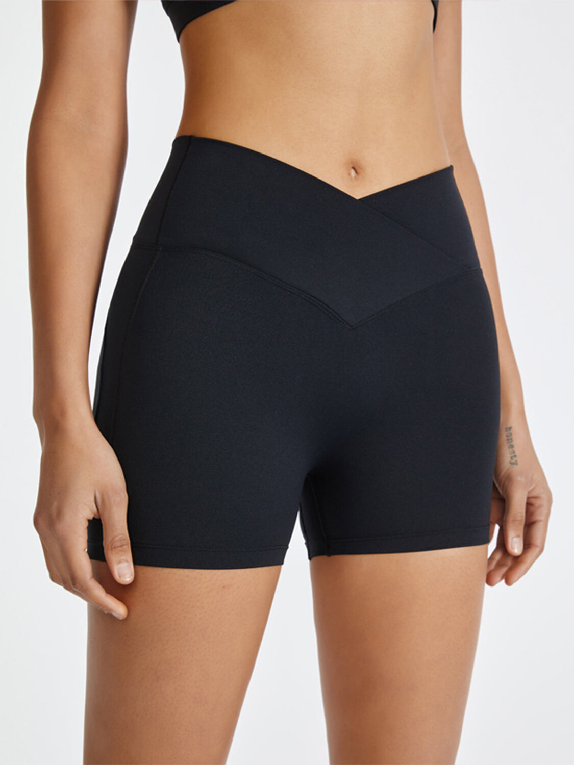 Elevate Roam Shorts