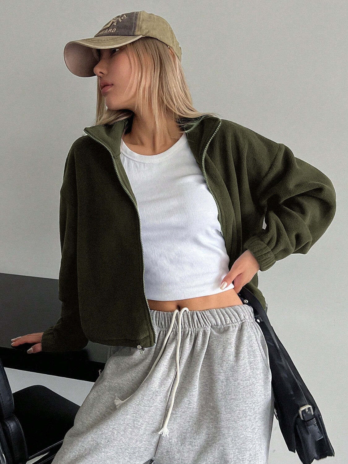 Urban Oasis Pullover