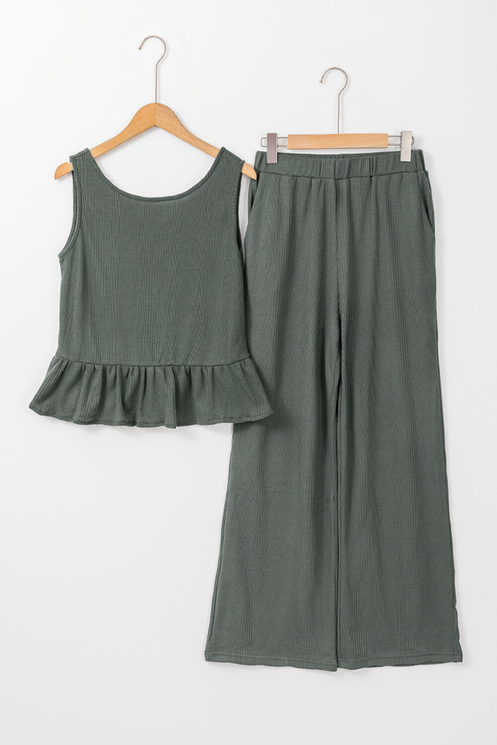 Earthy Elegance