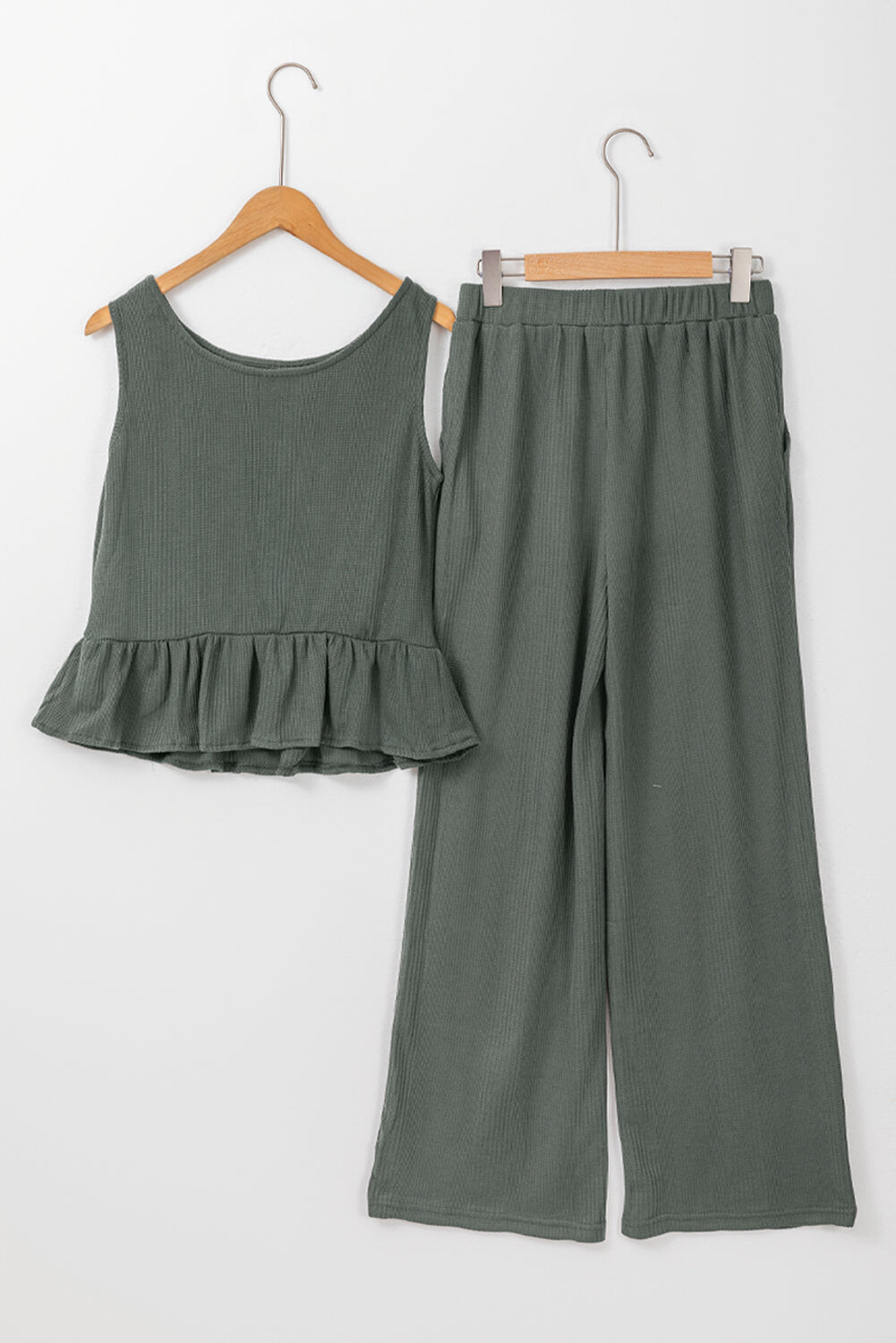 Earthy Elegance