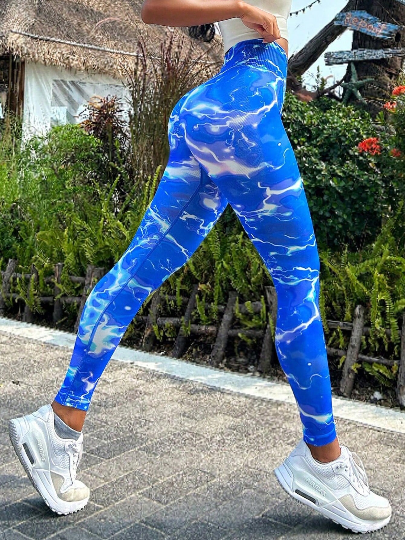 Embrace High-Waist Tie-Dye Leggings