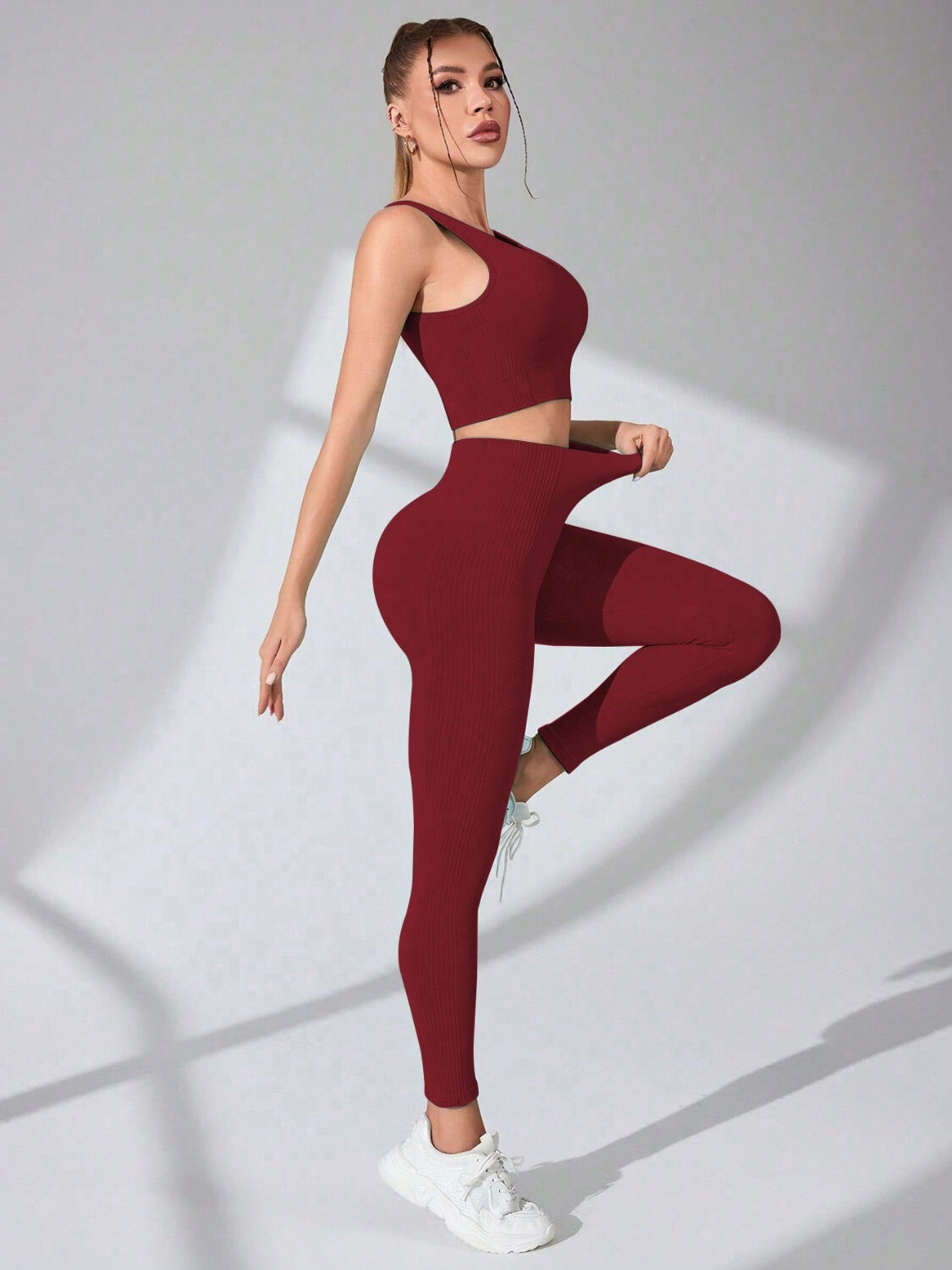 Radiant Scoop Neck Active Set
