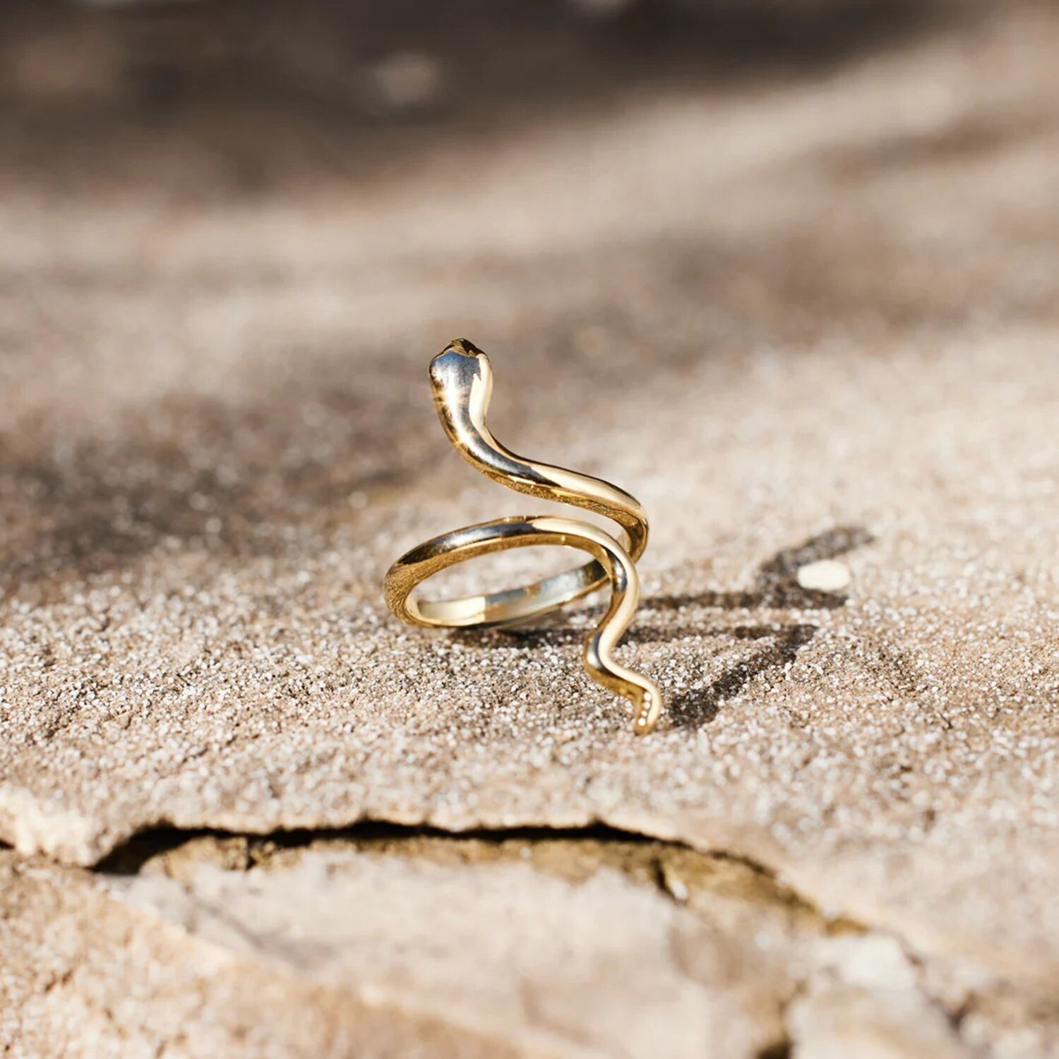 Serpent Loop Ring
